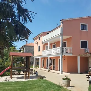 Sorgo , Novigrad Istria Croazia